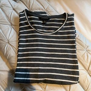 Banana Republic Long Sleeve Tee